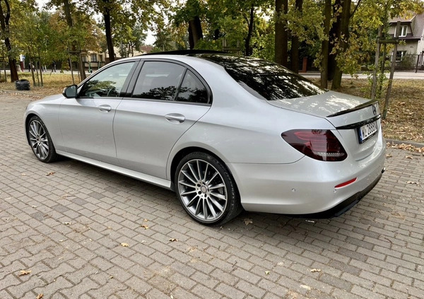 Mercedes-Benz Klasa E cena 111000 przebieg: 119000, rok produkcji 2017 z Legionowo małe 407